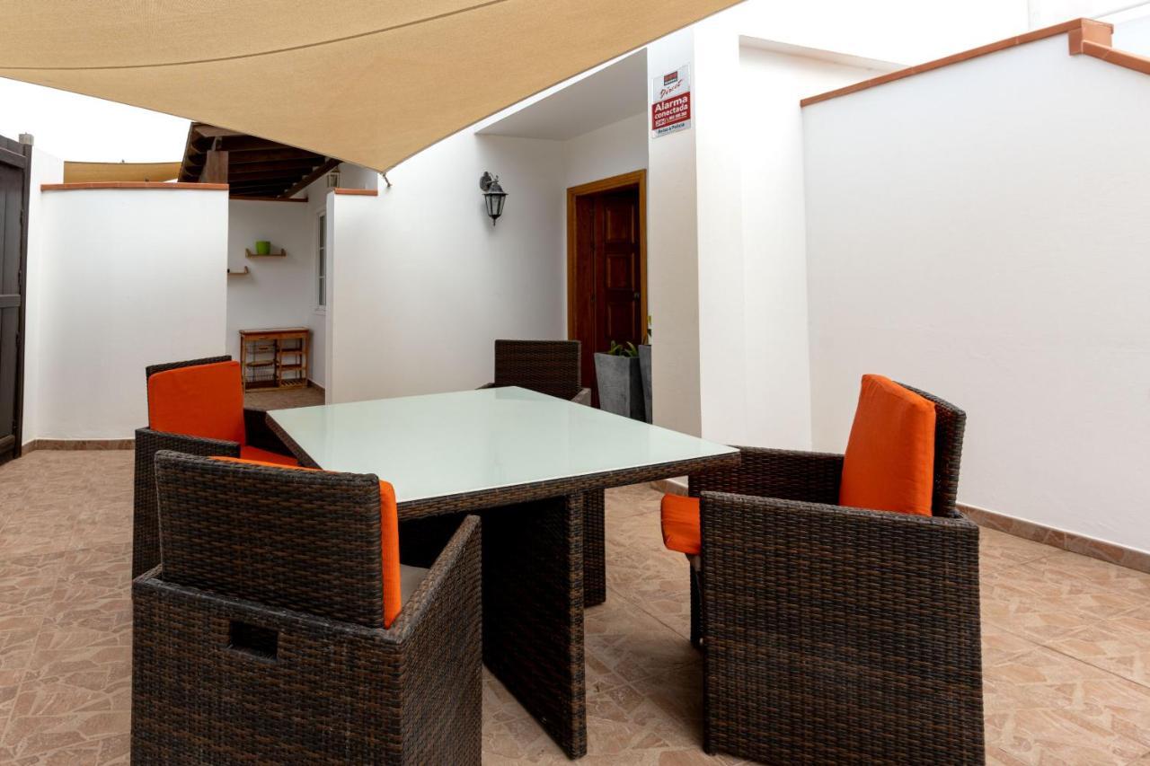 Villa Marina II Beachfront Corralejo By Holidays Home Eksteriør bilde